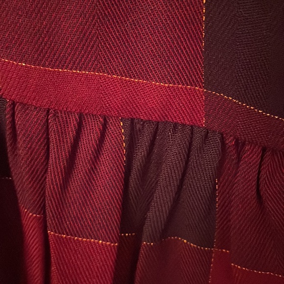 Zac and Rachel V-neck Button Down Blouse - Picture 5 of 5